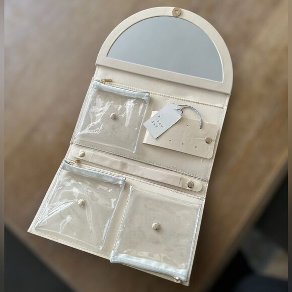 NWT Beaded Lemon Travel Folio w/ mirror jewelry storage clutch Viral On TikTok! - Picture 2 of 11